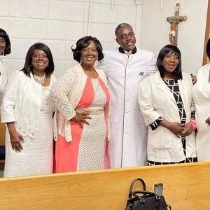 Meet your Posher, Wallace